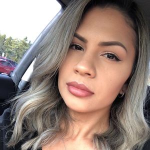 Meet your Posher, Cassandra